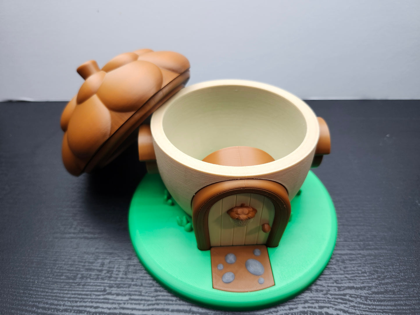 Chipmunk House – Acorn Container Playset