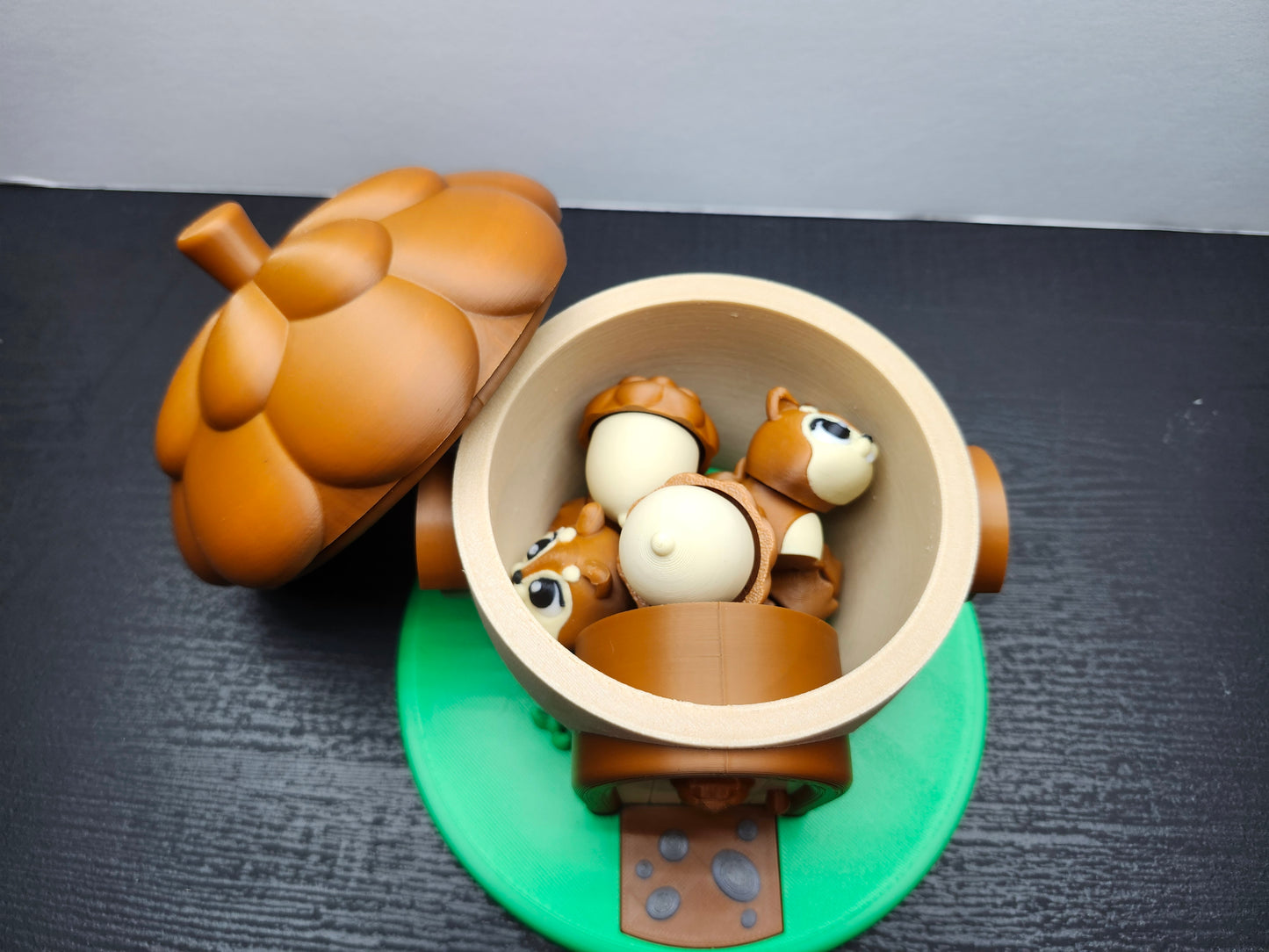 Chipmunk House – Acorn Container Playset